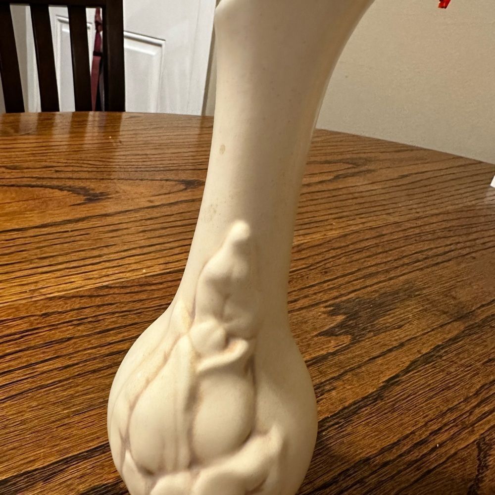 1930’s Rumrill Red Wing Art Deco Floral Pottery Vase - Picture 4 of 4